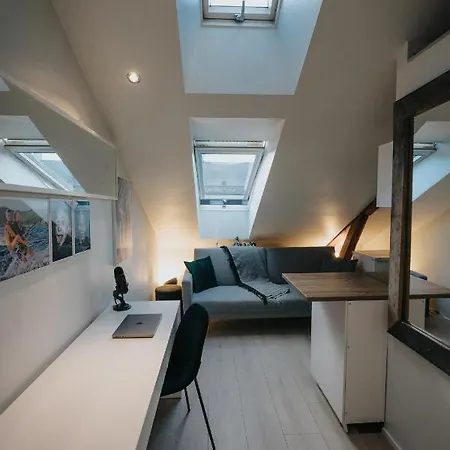 Cozy Loft In 아파트